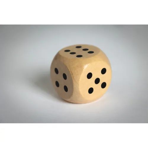 DADIN Schima fa dobókocka 3 cm Fa 